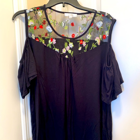 Tops - Women Sheer off the shoulder top